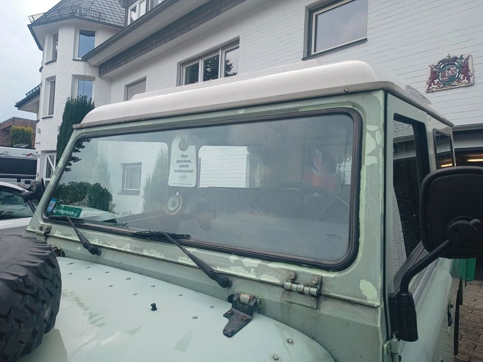 Land Rover Serie III Santana in Alsdorf