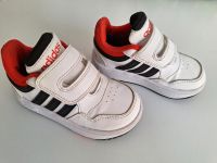 Adidas Kinderschuhe Sneaker Klettverschluss Sommer Hessen - Burghaun Vorschau