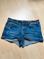 Shorts Jeansshorts blau Pimkie 38 Hotpants Baden-Württemberg - Weil der Stadt Vorschau