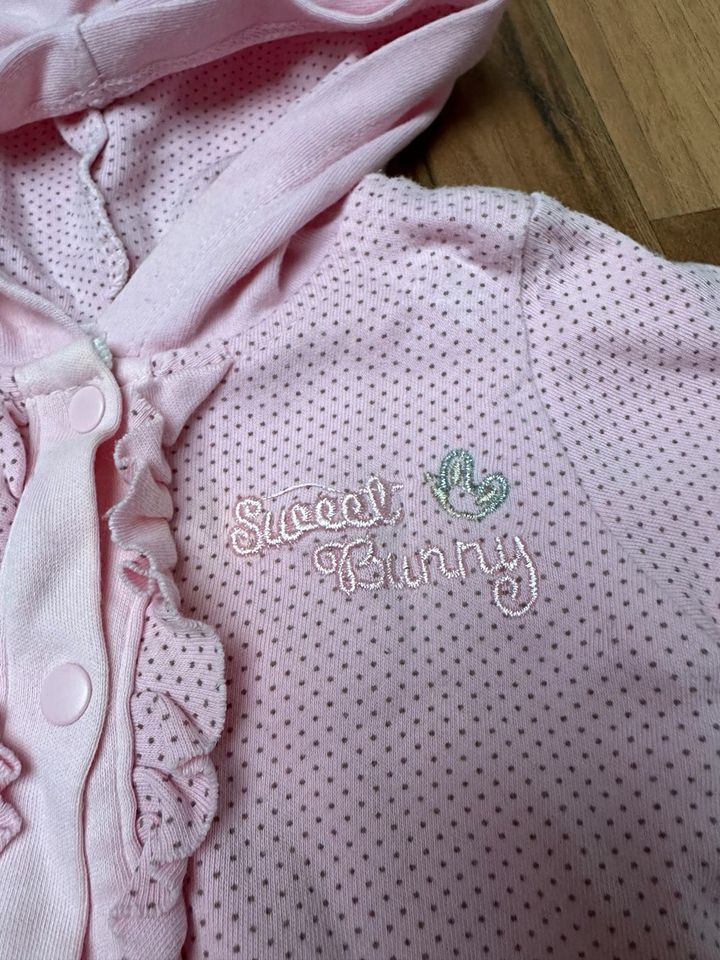 Sweatjacke Strickjacke rosa Hase Größe 56 Hippil Baby in Quickborn