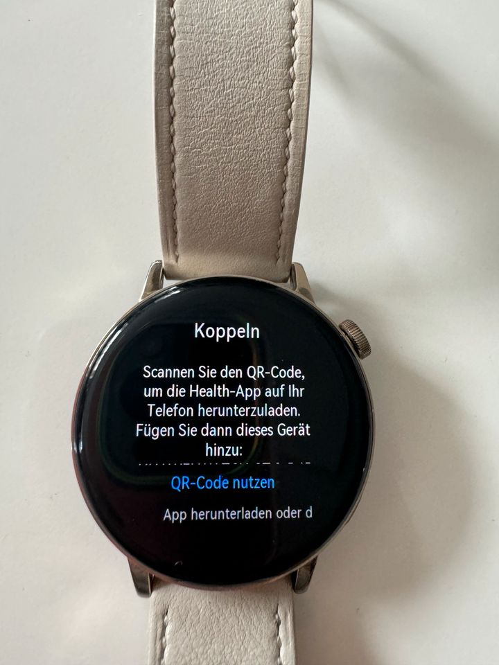 Huawei watch GT 3 in Rust