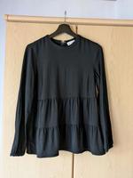 Armedangels Bluse langarm schwarz Viskose S 36 Volants Hessen - Lohfelden Vorschau