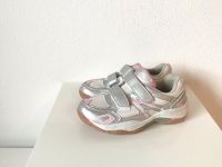 Hallenschuh Turnschuh Sport Halle Sportschuh Sohle hell silber 30 Bayern - Ustersbach Vorschau