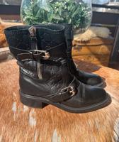 Gucci Stiefel Schuhe gr 38 schwarz mit Logo ohne Karton Bayern - Rosenheim Vorschau