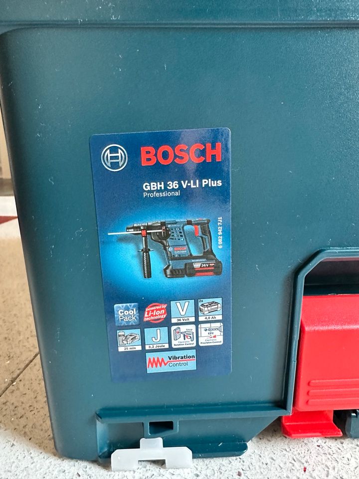 Bosch Professional 36V Akku Bohrhammer GBH 36V LI Plus in Bayreuth