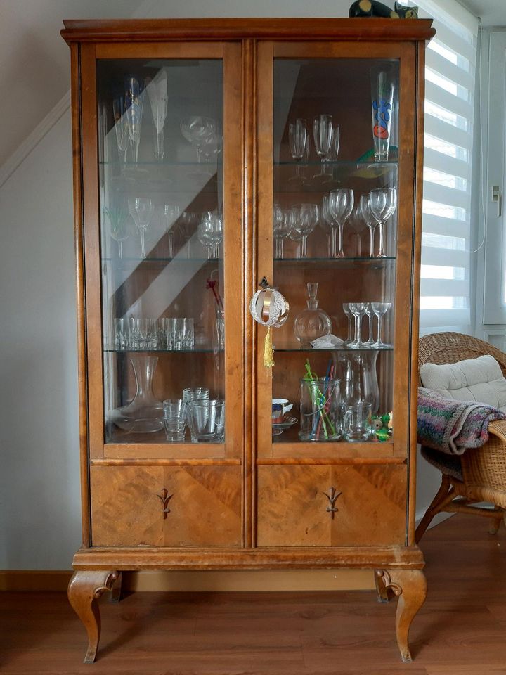 Antiker Glasschrank, Gläserschrank,Vitrine in Neu Wulmstorf