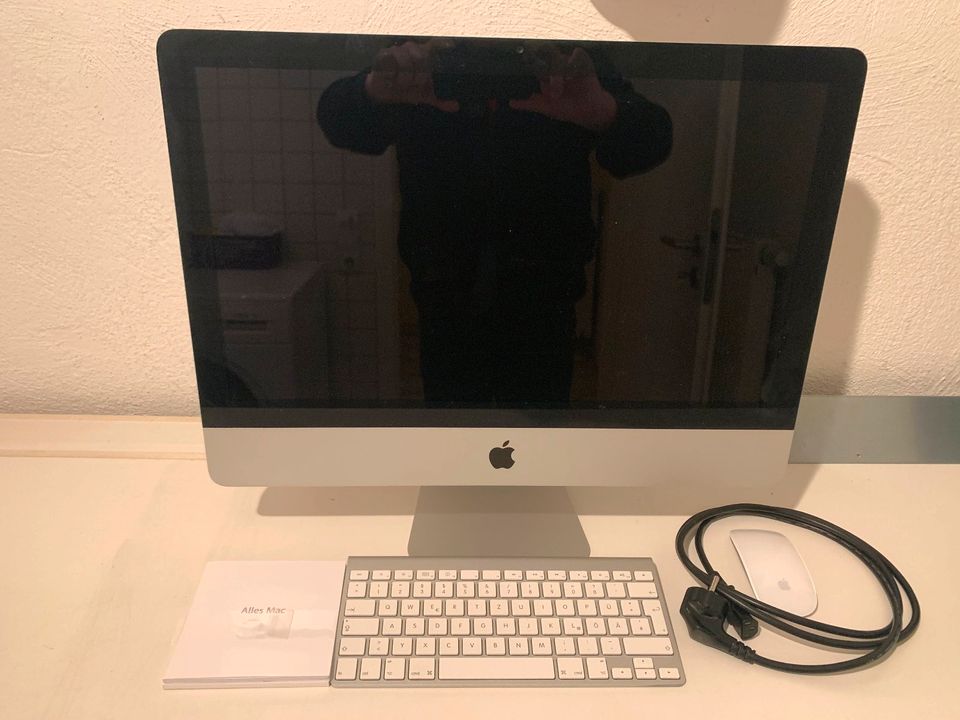 Apple iMac 2010 in Oberursel (Taunus)
