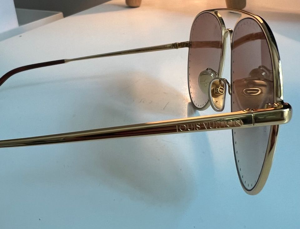 Original Louis Vuitton Sonnenbrille Herren, € 90,- (3140