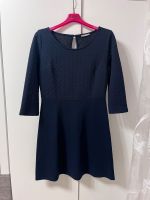 Kleid Dunkelblau Klassisch Gr. M Neuwertig Berlin - Neukölln Vorschau