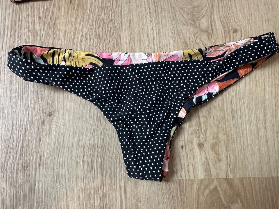 Billabong Bikini Größe XS in Rehlingen-Siersburg