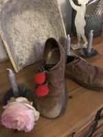 Alte antike Schuhe Kinderschuhe Deko Vintage Sachsen - Roßwein Vorschau