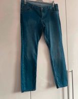 Jeans schmal geschnitten mit Pünktchen, Gr. 44 Bayern - Amberg Vorschau