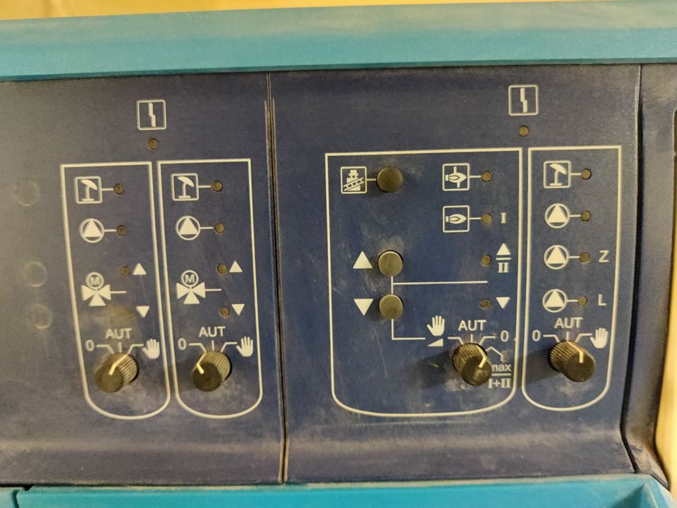 Buderus Heizkessel Steuereinheit R4211 gebraucht, voll funktionsf in Planegg