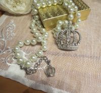 Wunderschöne Deko Perlenkette mit Strasskrone,Collier,Shabby Chic Rheinland-Pfalz - Kaiserslautern Vorschau