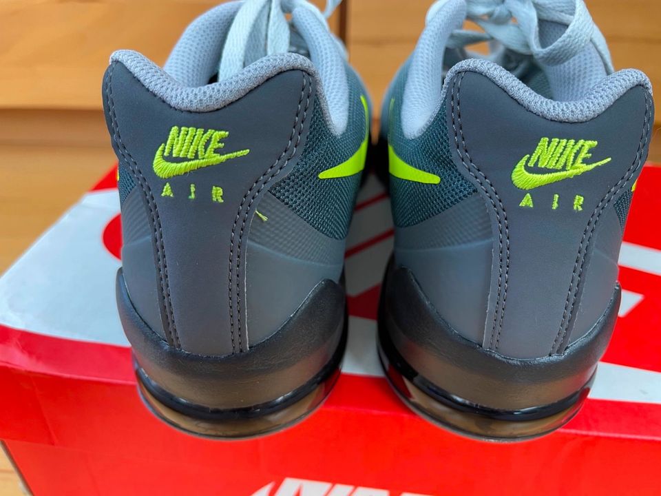 Nike Sneaker AIR MAX INVIGOR - Größe 40 in Breuberg