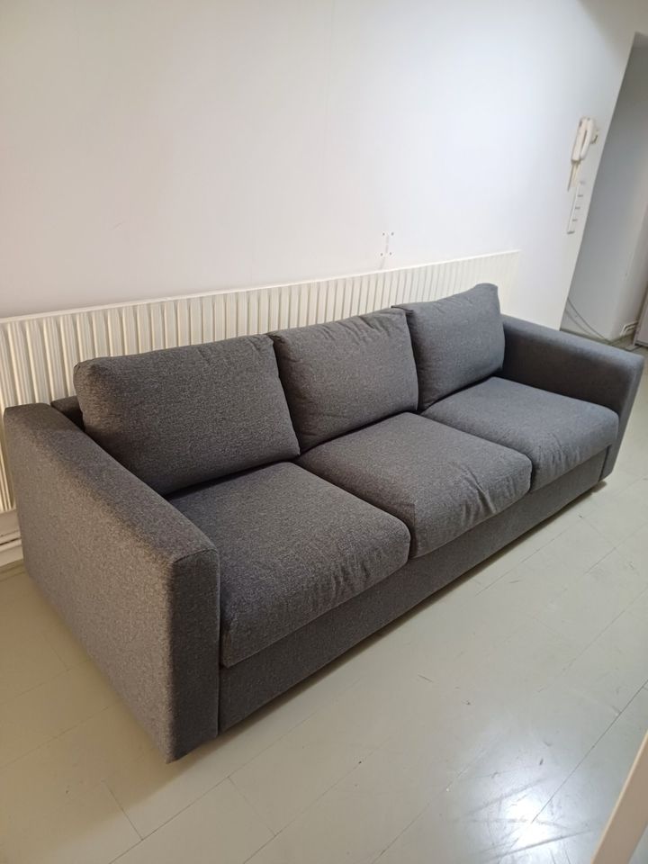 3er Sofa VIMLE - Zustand fast wie Neu - Barzahlung in Berlin