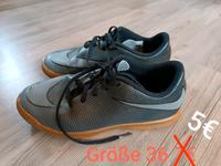 Nike Sneaker Hallenschuhe Größe 36 schwarz Bayern - Gräfendorf Vorschau
