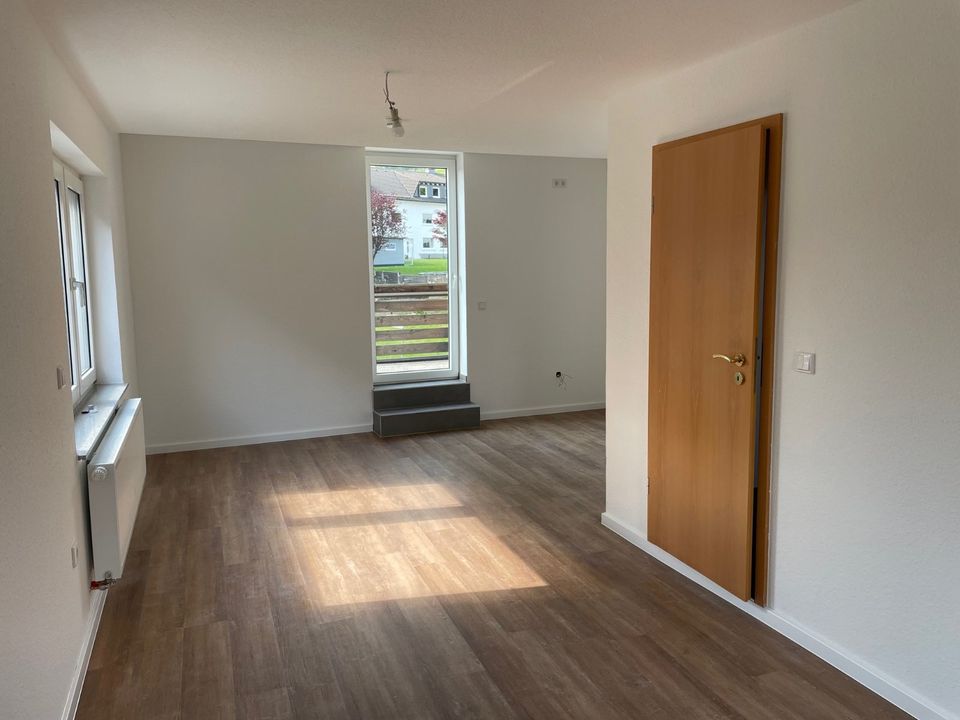 Schöne 4,5 Zimmer Wohnung mit Balkon zu vermieten in Winterberg