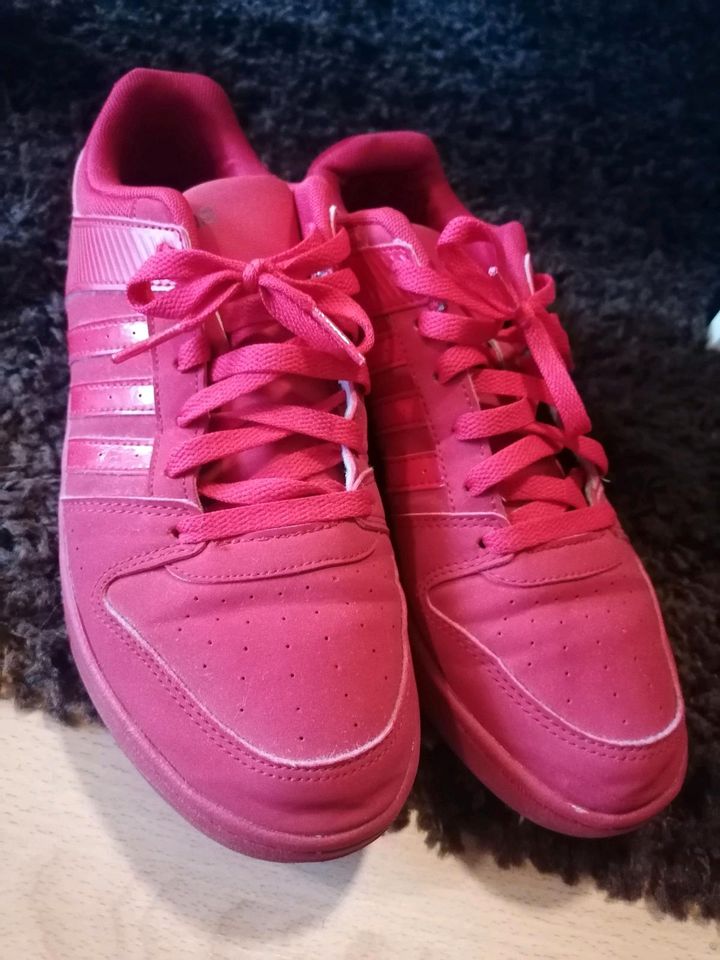 Adidas Sneaker/Schuhe 40 2/3 rot in Jübek