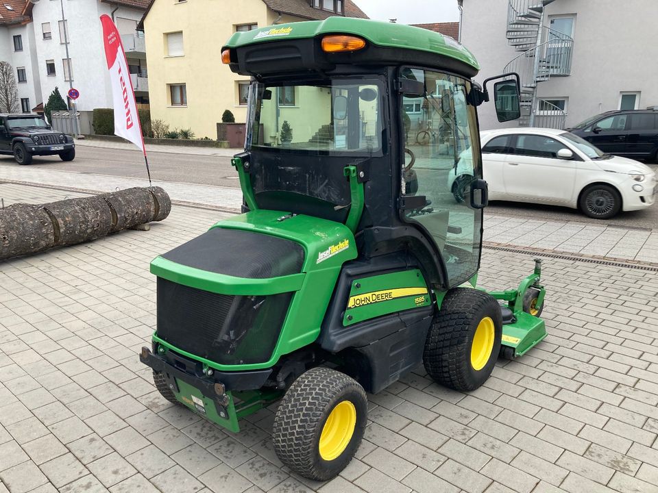 Frontmäher John Deere 1585 Terrain inkl. MwSt. in Baden-Baden