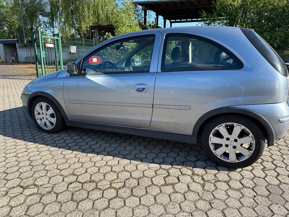 Opel Corsa-C in Kettig