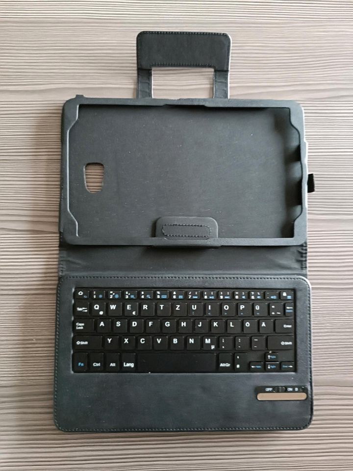 ❤️Tablet Hülle mit Tastatur Homeoffice wie neu in Hausen Oberfr.