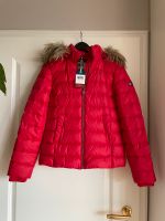 Tommy Jeans Damenjacke Winterdaune XXS 32 34 in rot Niedersachsen - Oldenburg Vorschau