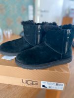 UGG Classic Mini schwarz Double ZIP Gr. 37 Karton wie neu Dortmund - Mitte Vorschau