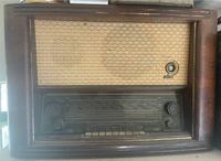 Röhrenradio Stern Radio Rochlitz Stradivari 11E 91-3D DDR RFT Thüringen - Wutha-Farnroda Vorschau