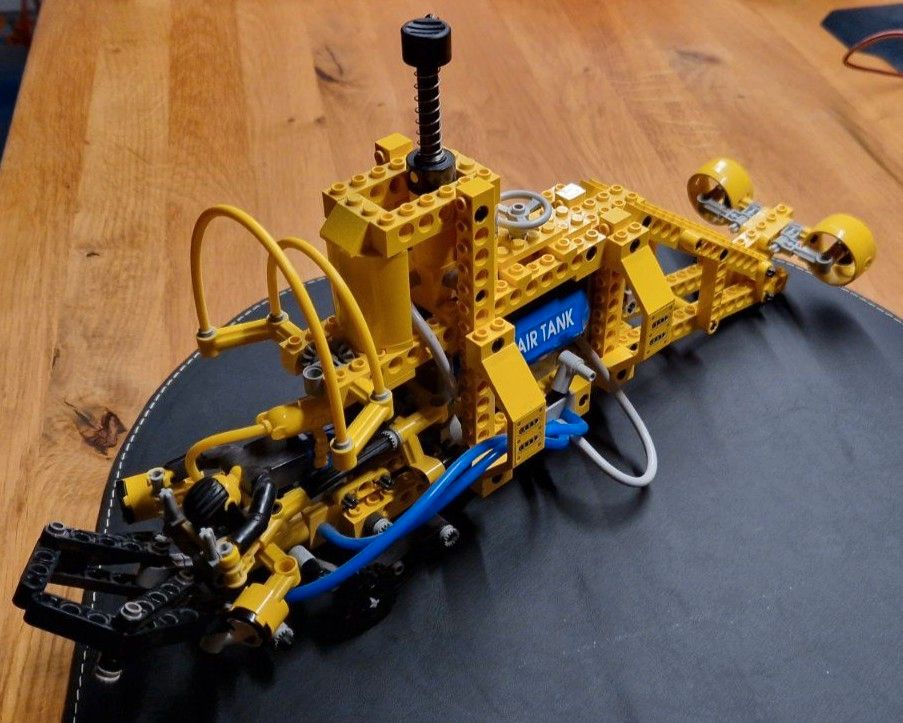 LEGO TECHNIC: U-Boot (8299) in Rastede