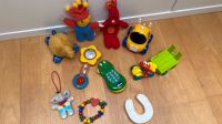 Kl. Spielzeug-Paket 0-3 Jahre ~ Fisher Price, Chicco, Sesamstraße Bremen - Borgfeld Vorschau