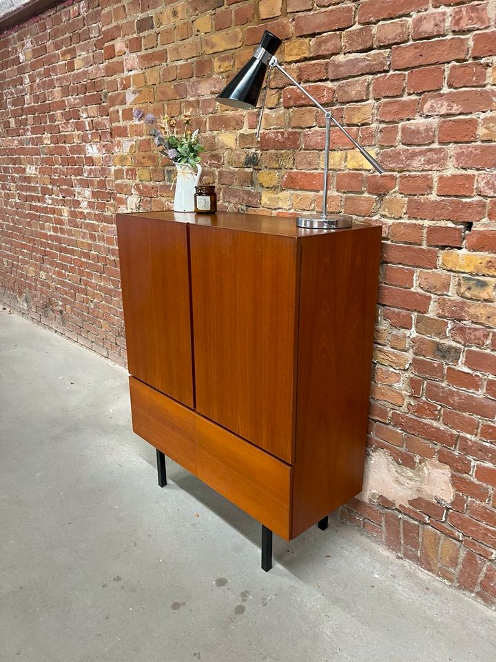 Teak Kommode Schrank Highboard Vintage Danish 60er Mid Century in Berlin