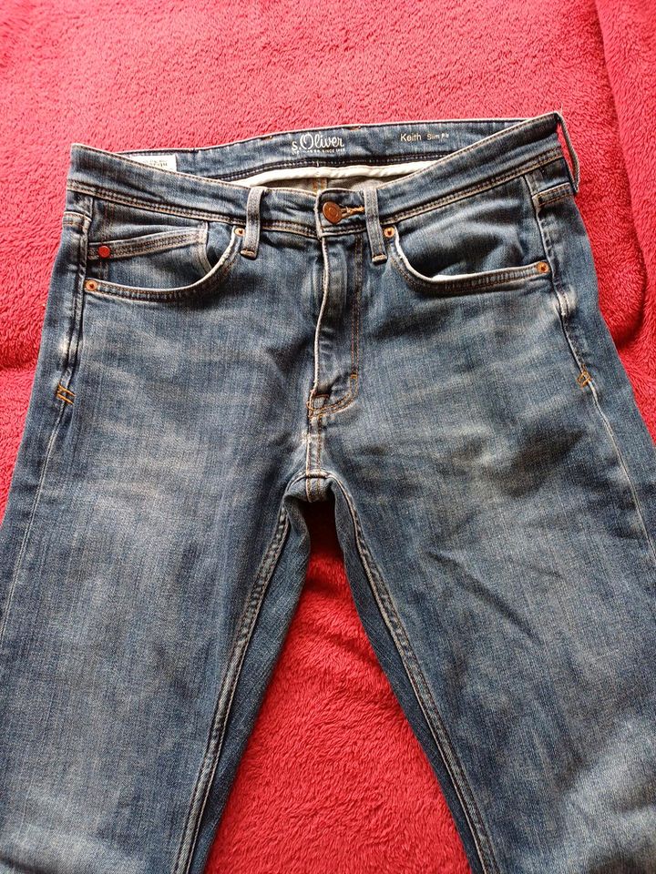 JEANS VON S. Oliver, Gr. 31/34 in Rengsdorf