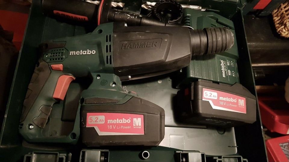 Ich . . . SUCHE . . . Metabo Hammer mit Akku und Steckdosenkrone in Frankfurt am Main