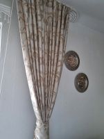 2 vorhänge verdunklungsvorhänge in beige mit haken/wandmontage Hessen - Gründau Vorschau