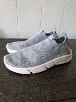 Geox Aril Mädchen Slip On Sneaker, Gr 32, Silber grau Nordrhein-Westfalen - Lemgo Vorschau