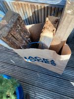 Verwittertes Holz zum Verbrennen München - Milbertshofen - Am Hart Vorschau