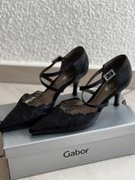 Neuwertig Gabor Pumps spitz Absatz schick Abendschuh Riemchen Nordrhein-Westfalen - Dorsten Vorschau