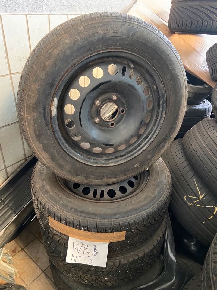 Winterreifen auf Stahlfelgen 215/60 R16 99H. WR3 in Troisdorf