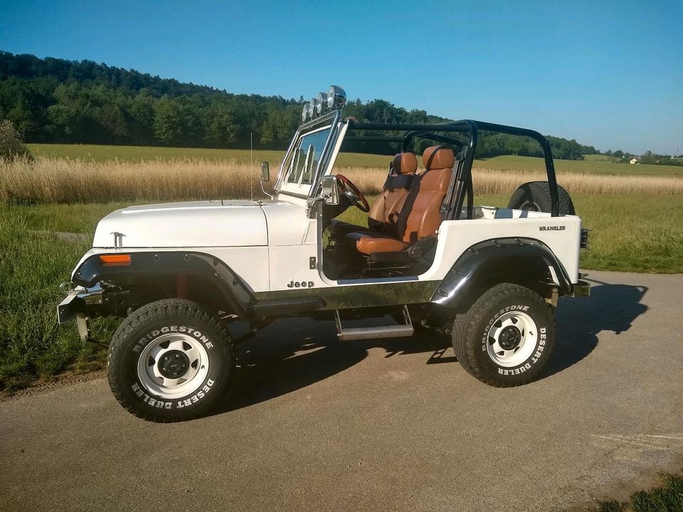 Jeep YJ Wrangler 2.5 Liter Restauriert in Magstadt