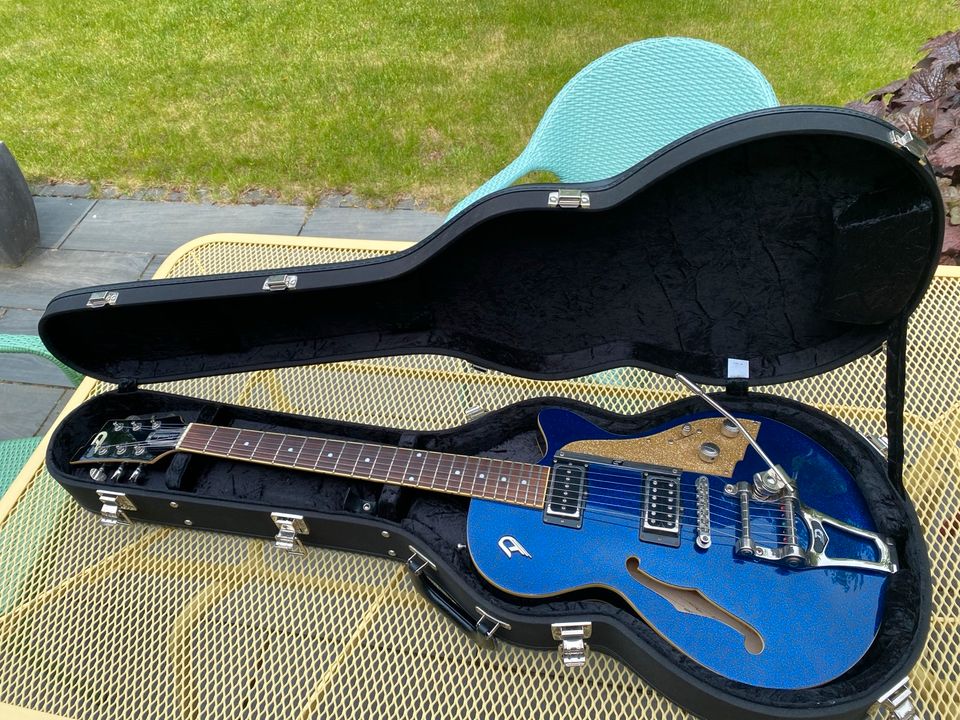 Duesenberg Starplayer TV Blue Sparkle VK oder Tausch Fender Ultra in Harxheim