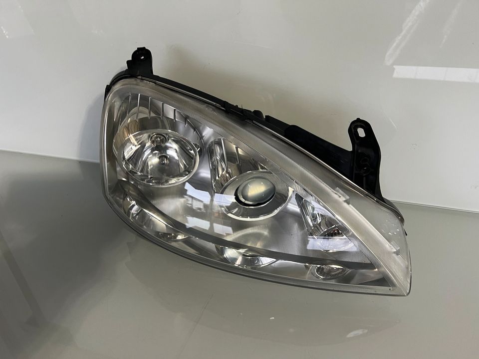 Scheinwerfer Opel Corsa C 0096726 rechts Frontscheinwerfer Lampe in Wilnsdorf