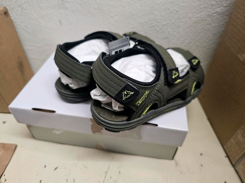 Neue Kappa Jungen Sandalen Schlappen Schuhe Gr 33 Grün in Ihringen