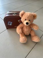 Steiff Kuscheltier Teddy mit Koffer Niedersachsen - Rühen Vorschau