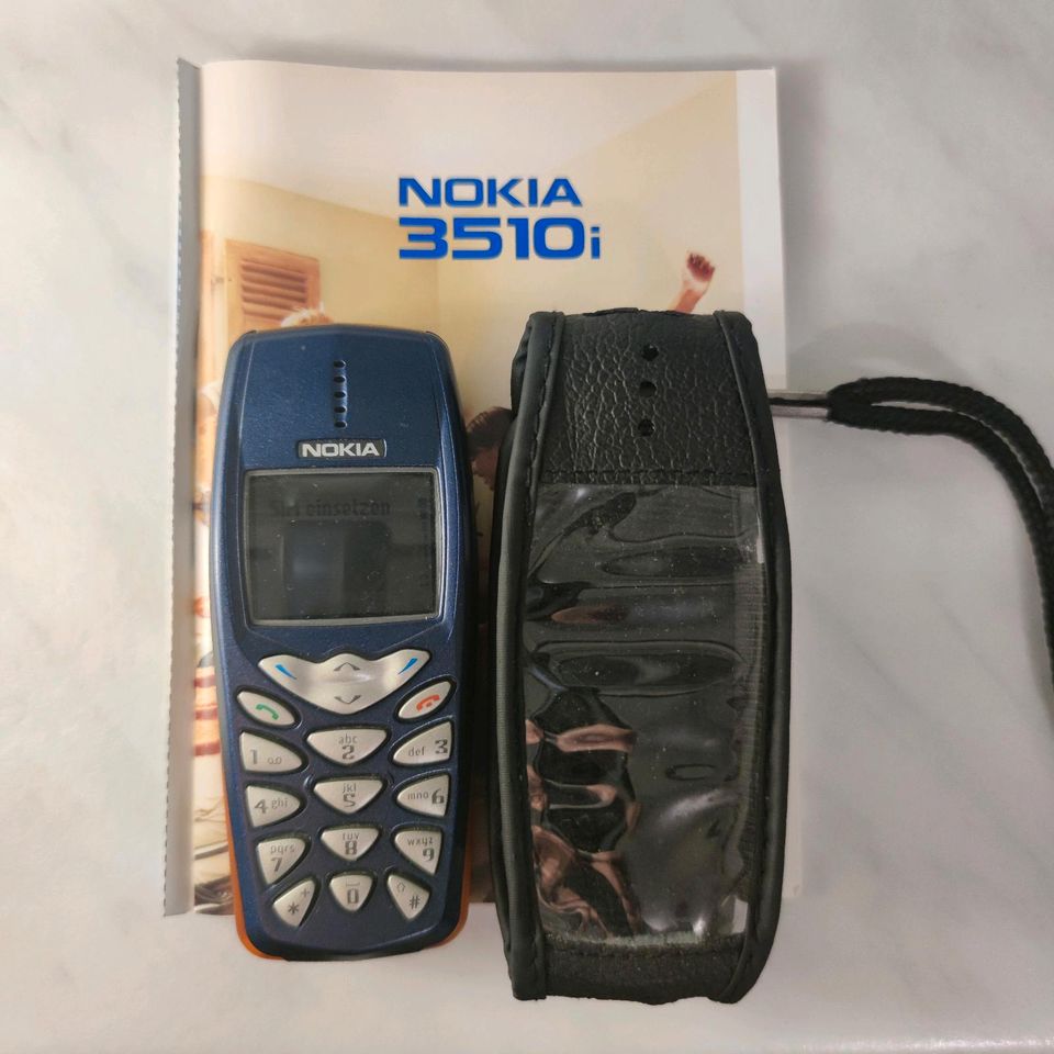 Nokia 3510i mit Zubehör in Satow