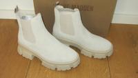 Steve Madden schicke Leder Boots Stiefel Beige Gr.39 Neu Rheinland-Pfalz - Worms Vorschau