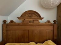 Antikes Bett aus Massivholz Antiquität Niedersachsen - Hildesheim Vorschau