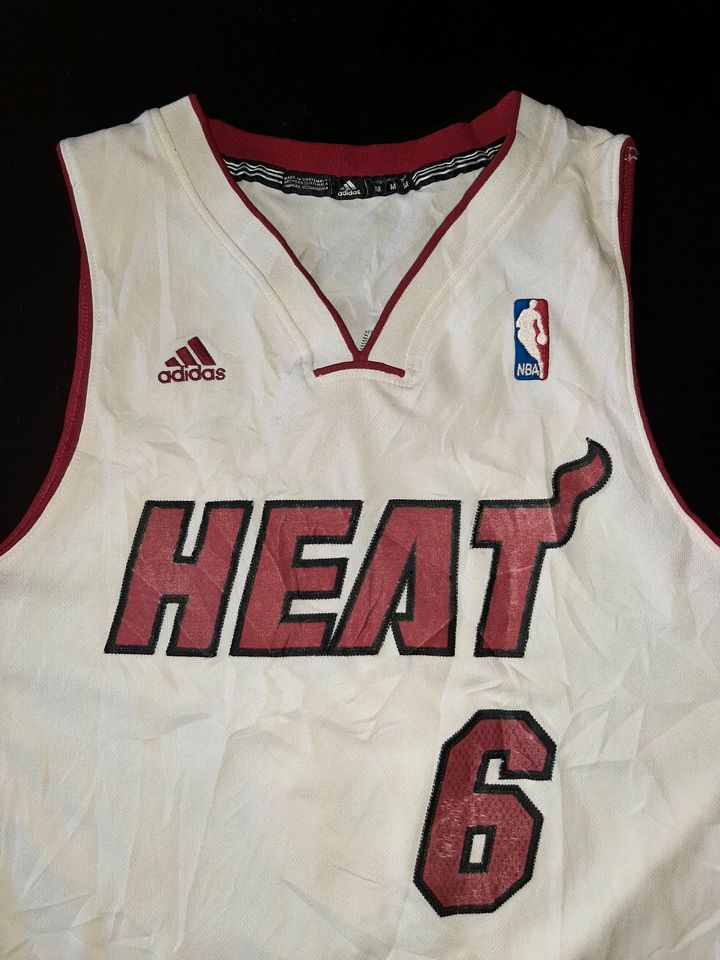LeBron James Miami Heat Adidas Jersey Trikot NBA  Gr. M in Köln
