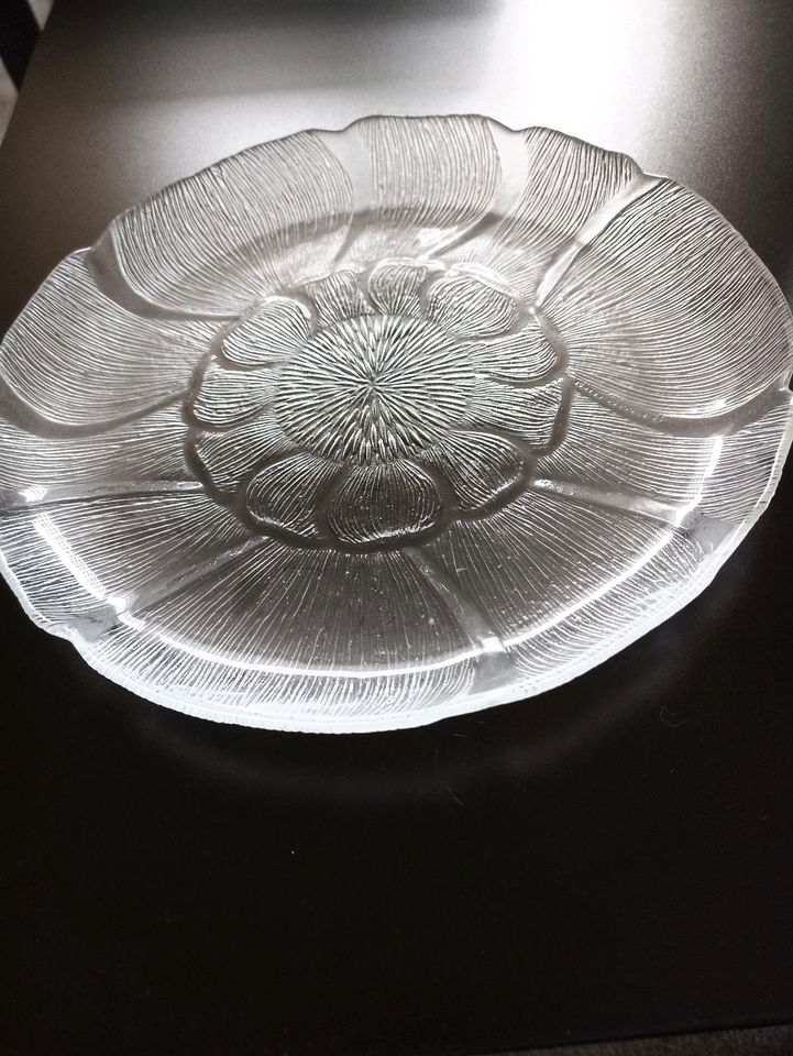 Glasschüssel Schale aus Glas Glasplatte mit Muster Glas in Bad Honnef