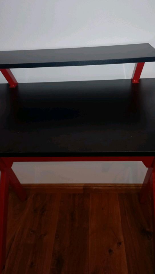 Schreibtisch, Gamingtisch in Kottweiler-Schwanden